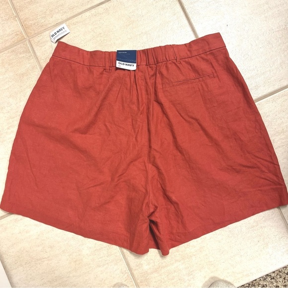 NWT Old Navy Plus 2X Women’s Extra High-Waisted Linen Trouser Shorts 5-inch wine - Picture 6 of 8